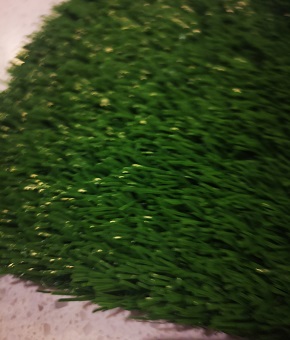 如何養(yǎng)護(hù)球場(chǎng)草坪